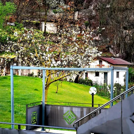 La Mela Bed & Breakfast