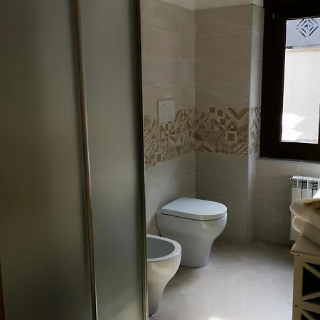 La Mela Oda ve Kahvaltı Boario Terme