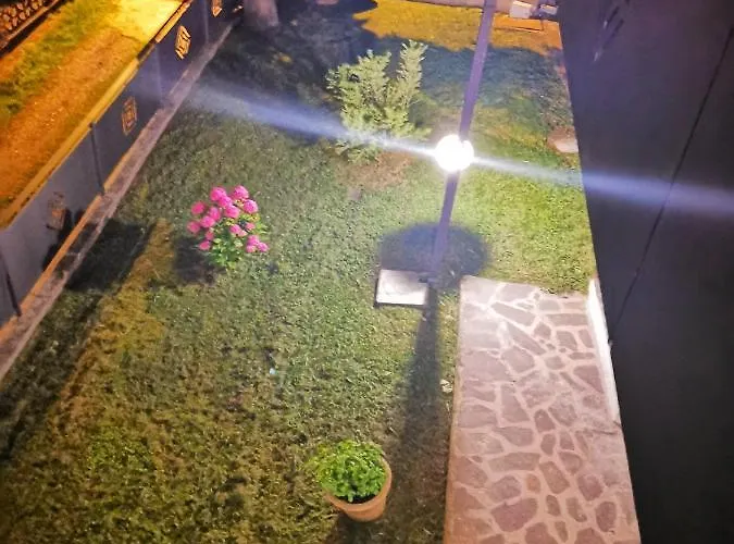 La Mela Bed & Breakfast 3*